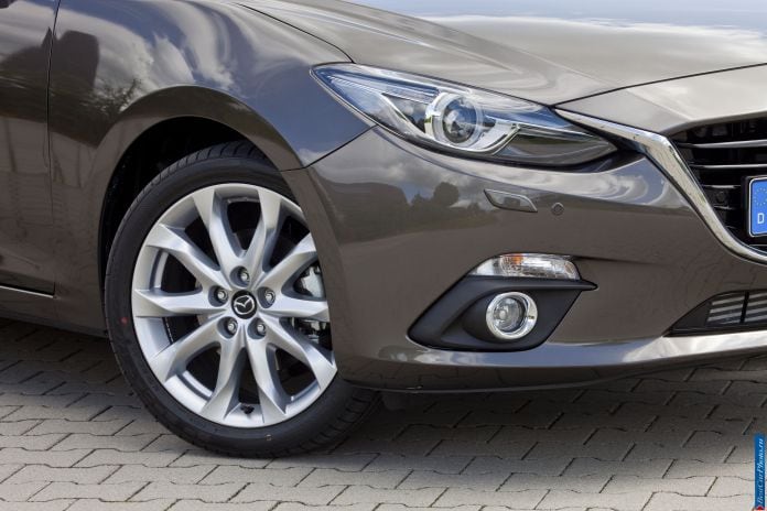 2014 Mazda 3 Sedan - фотография 58 из 137