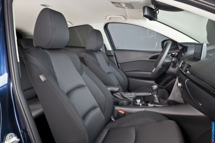 2014 Mazda 3 Sedan - фотография 65 из 137