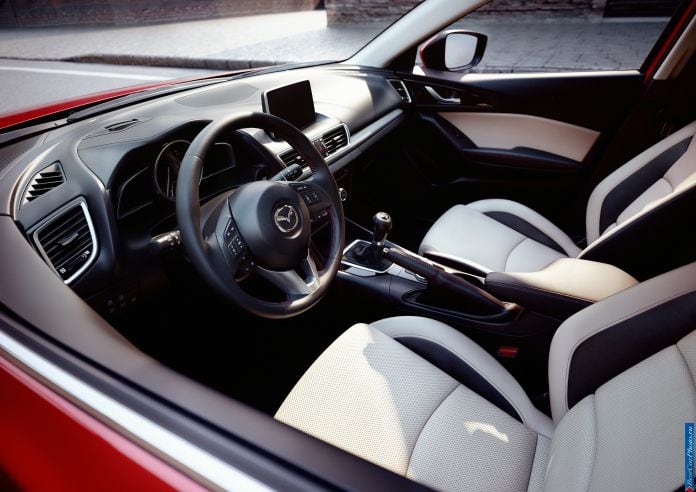 2014 Mazda 3 Sedan - фотография 69 из 137