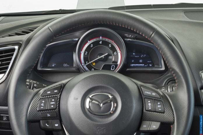 2014 Mazda 3 Sedan - фотография 72 из 137