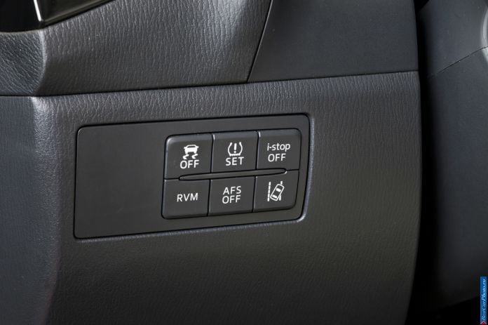 2014 Mazda 3 Sedan - фотография 78 из 137