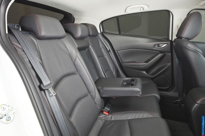 2014 Mazda 3 Sedan - фотография 83 из 137