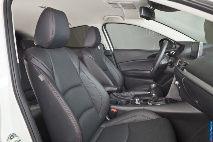 2014 Mazda 3 Sedan - фотография 85 из 137