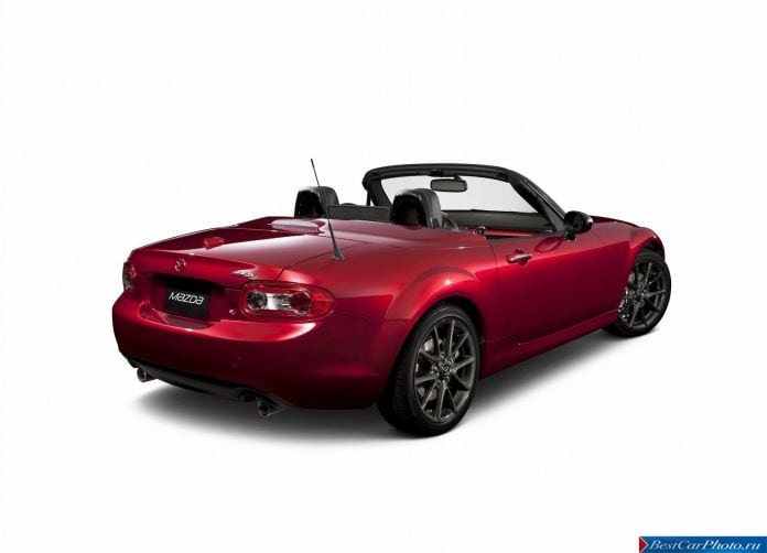 2014 Mazda MX-5 25th Anniversary - фотография 6 из 18