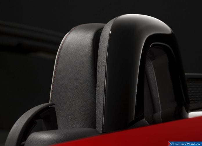 2014 Mazda MX-5 25th Anniversary - фотография 14 из 18