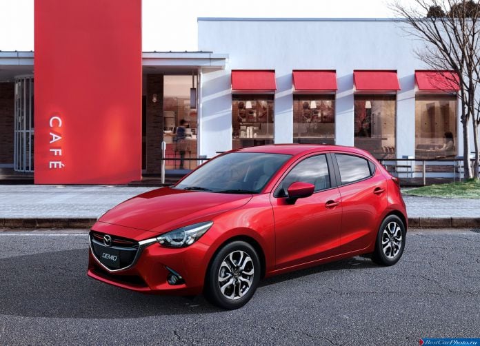 2015 Mazda 2 - фотография 1 из 74
