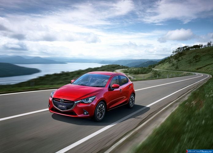 2015 Mazda 2 - фотография 2 из 74