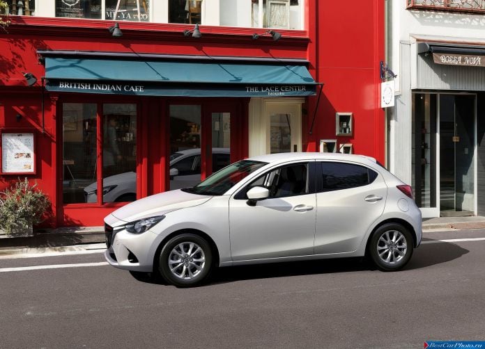 2015 Mazda 2 - фотография 8 из 74