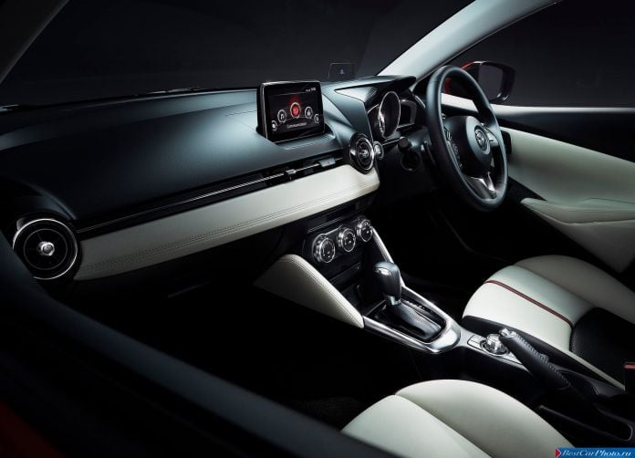 2015 Mazda 2 - фотография 27 из 74