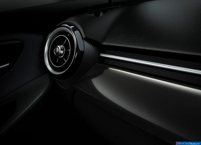 2015 Mazda 2 - фотография 44 из 74