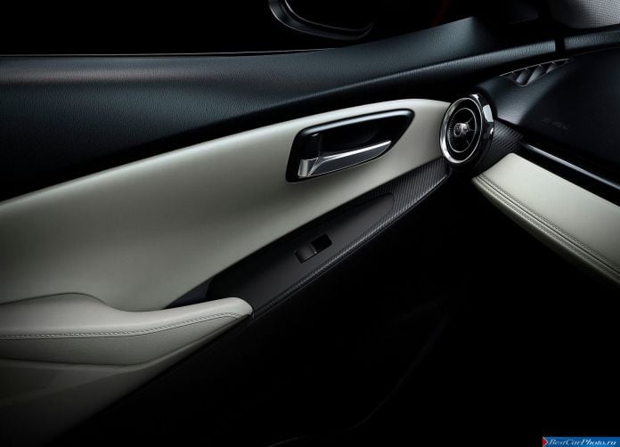 2015 Mazda 2 - фотография 50 из 74