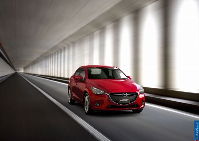 2015 Mazda 2 Sedan - фотография 5 из 16