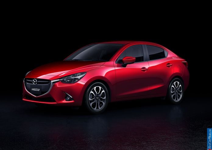2015 Mazda 2 Sedan - фотография 11 из 16