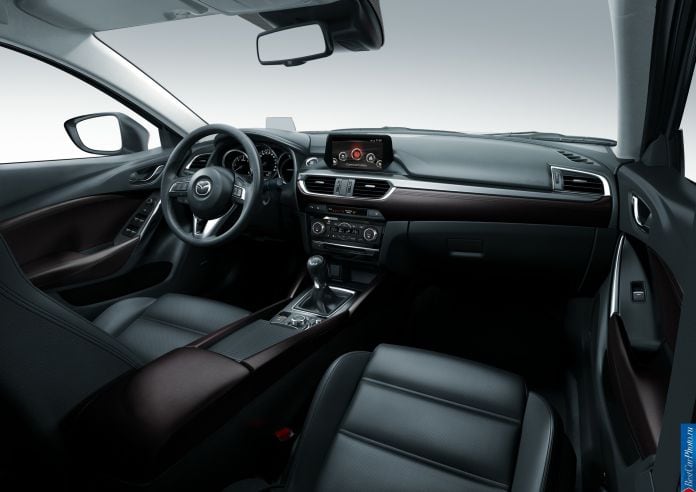 2015 Mazda 6 - фотография 27 из 48