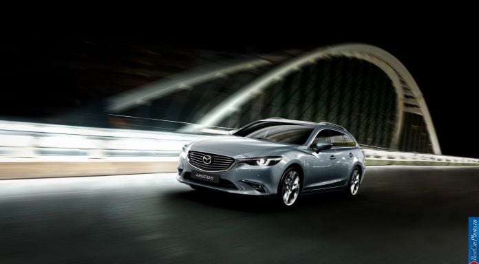 2015 Mazda 6 Wagon - фотография 2 из 37