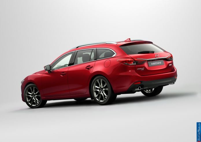 2015 Mazda 6 Wagon - фотография 12 из 37