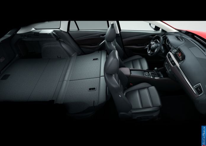 2015 Mazda 6 Wagon - фотография 17 из 37