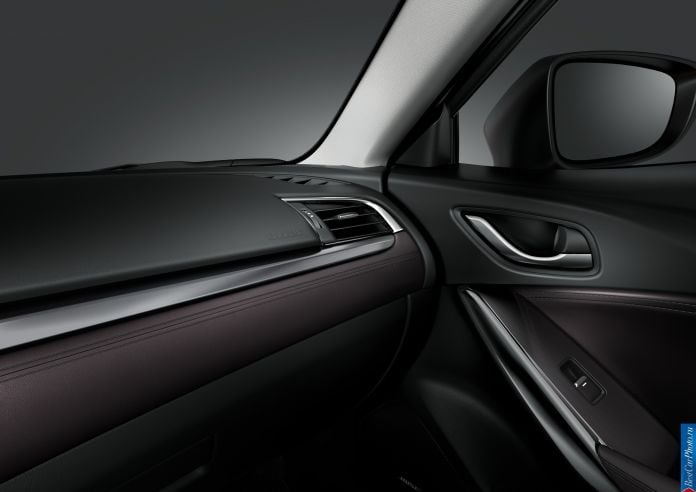 2015 Mazda 6 Wagon - фотография 27 из 37
