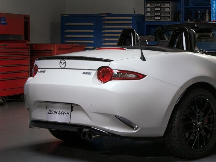 2015 Mazda MX-5 Accessories Design Concept - фотография 4 из 9