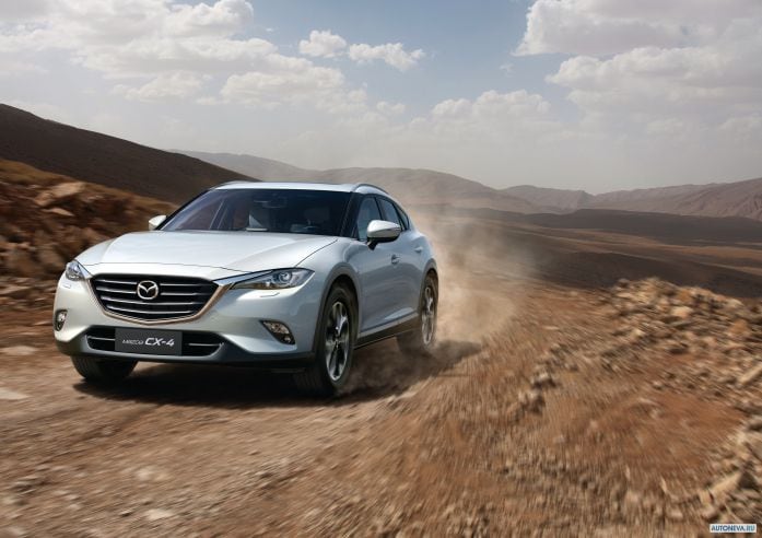 2017 Mazda CX-4 - фотография 3 из 26