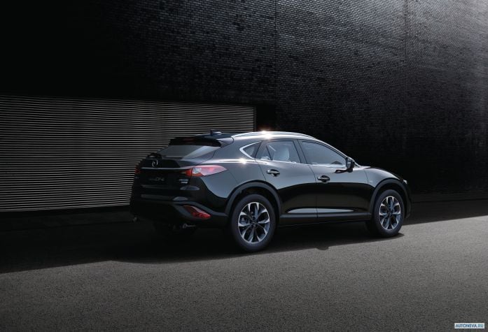 2017 Mazda CX-4 - фотография 19 из 26