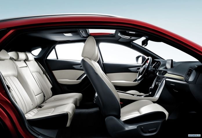 2017 Mazda CX-4 - фотография 25 из 26