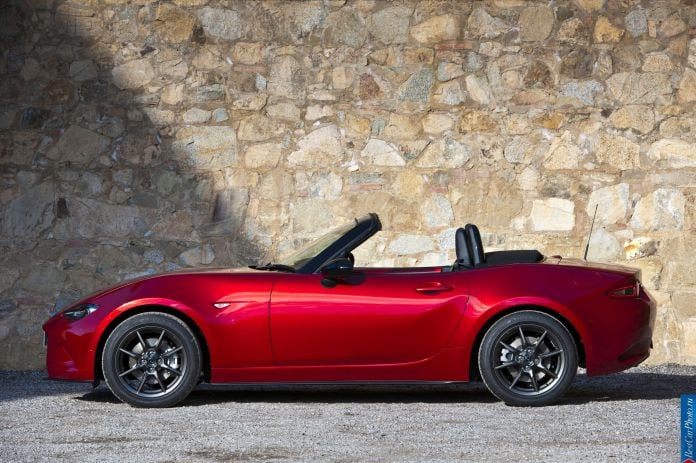 2016 Mazda MX-5 - фотография 14 из 80