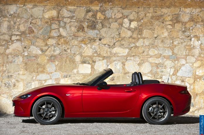 2016 Mazda MX-5 - фотография 18 из 80