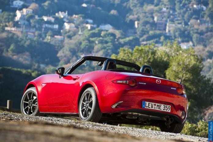 2016 Mazda MX-5 - фотография 30 из 80
