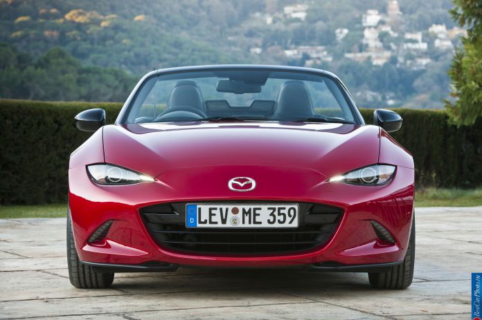 2016 Mazda MX-5 - фотография 31 из 80