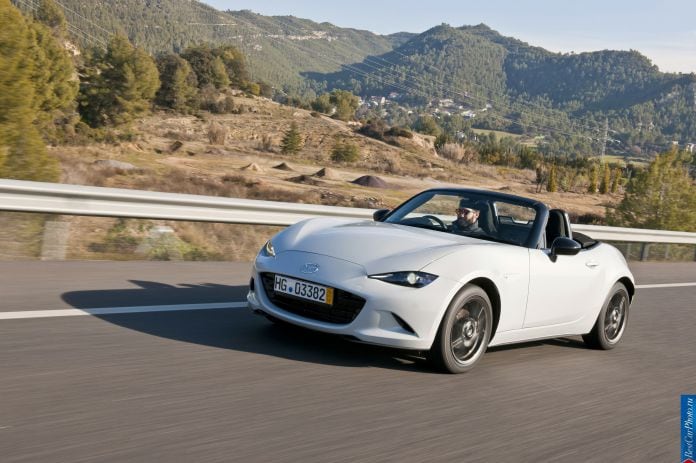 2016 Mazda MX-5 - фотография 33 из 80