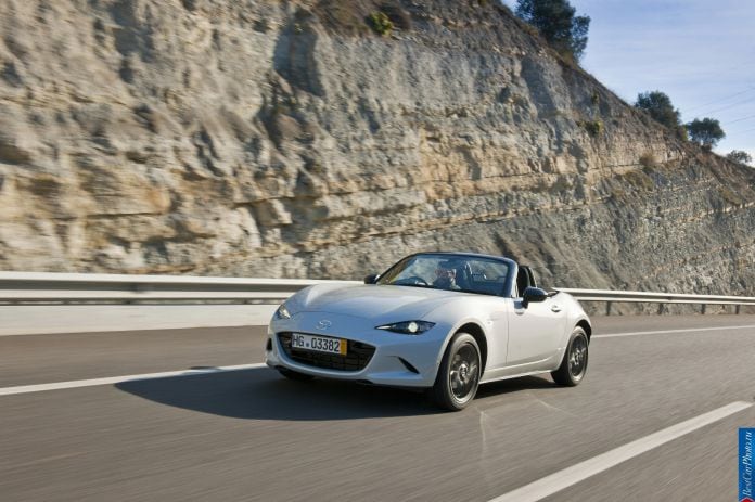 2016 Mazda MX-5 - фотография 35 из 80