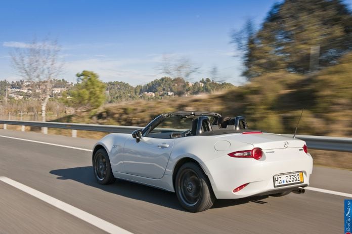 2016 Mazda MX-5 - фотография 37 из 80
