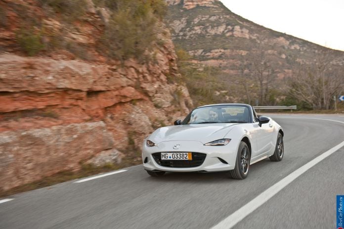 2016 Mazda MX-5 - фотография 41 из 80