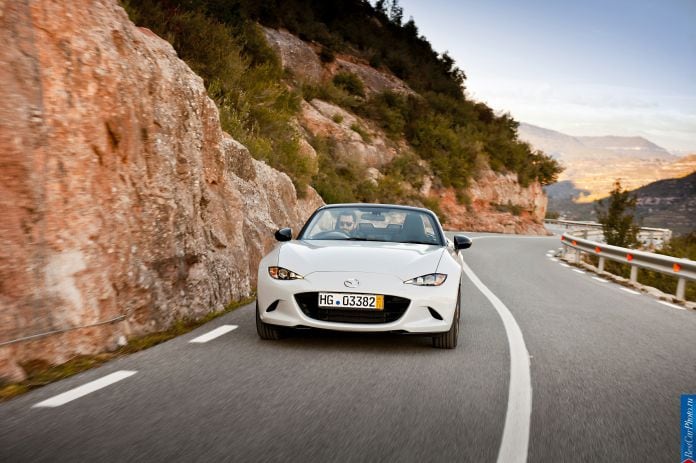 2016 Mazda MX-5 - фотография 43 из 80