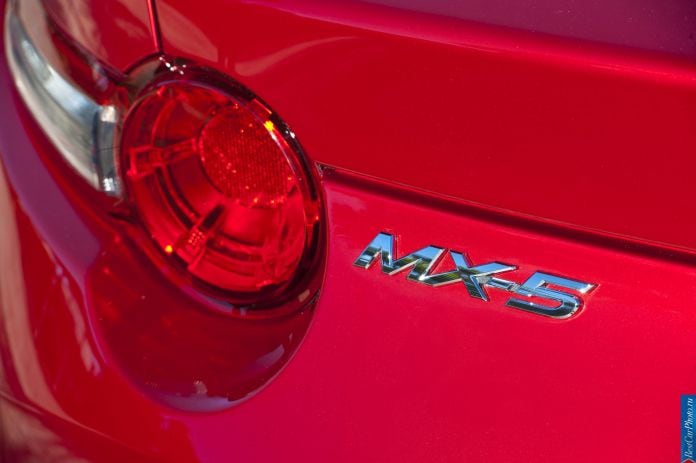 2016 Mazda MX-5 - фотография 50 из 80