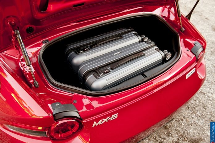 2016 Mazda MX-5 - фотография 55 из 80