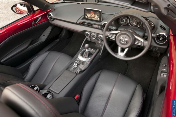 2016 Mazda MX-5 - фотография 63 из 80