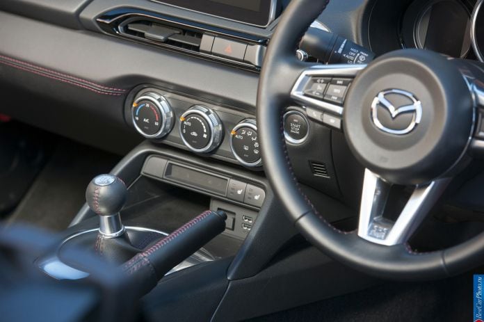 2016 Mazda MX-5 - фотография 65 из 80