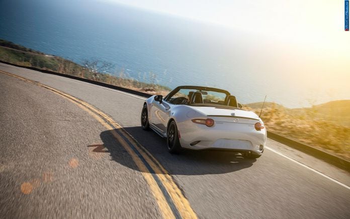 2016 Mazda MX-5 Miata Club - фотография 4 из 30