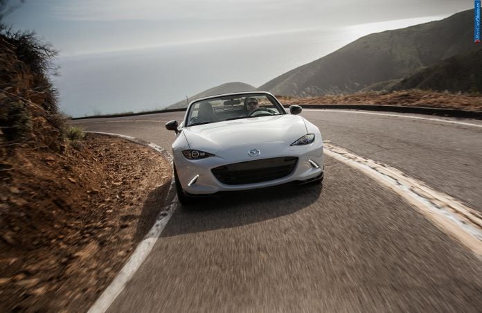 2016 Mazda MX-5 Miata Club - фотография 7 из 30