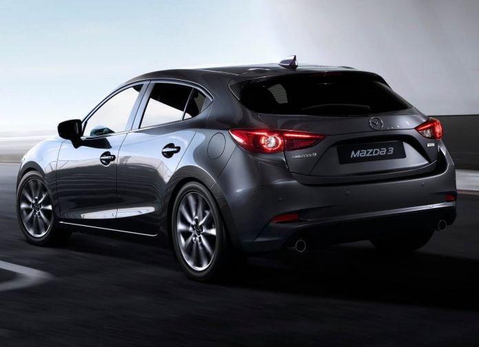 2017 Mazda 3 - фотография 4 из 23
