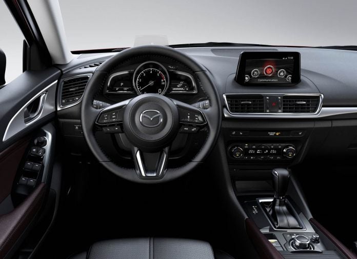 2017 Mazda 3 - фотография 13 из 23