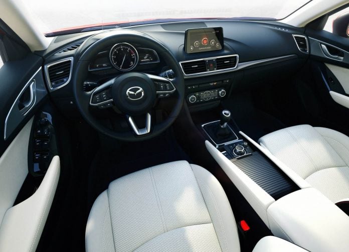 2017 Mazda 3 - фотография 15 из 23