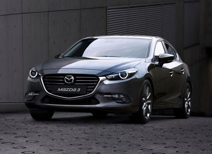 2017 Mazda 3 Sedan - фотография 2 из 10
