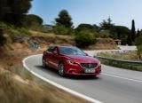 mazda_2017_6_sedan_016.jpg