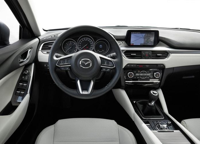 2017 Mazda 6 Sedan - фотография 46 из 82