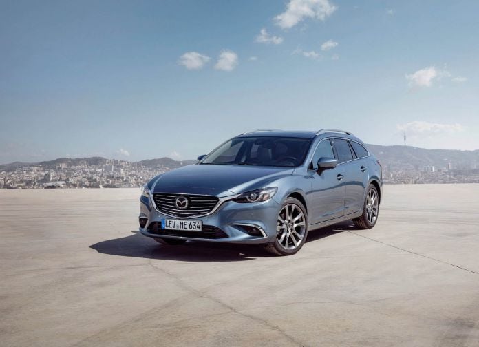 2017 Mazda 6 Wagon - фотография 3 из 46