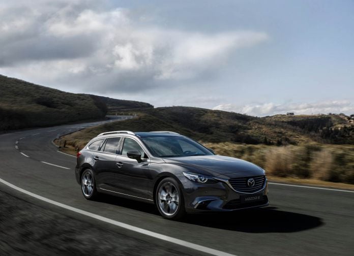 2017 Mazda 6 Wagon - фотография 13 из 46