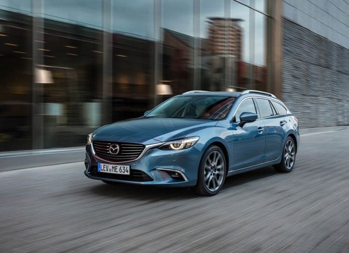 2017 Mazda 6 Wagon - фотография 15 из 46